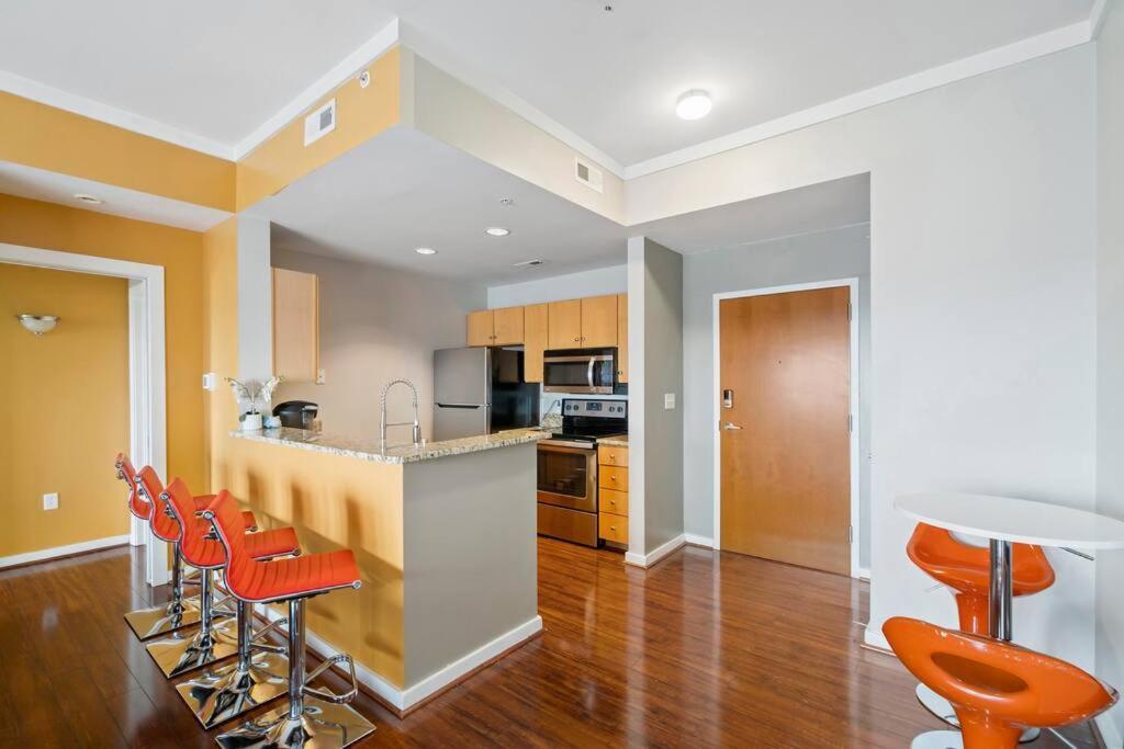 Apartamento Cozy @ Nc! W/pool- Walk To Uptown