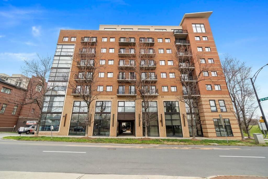 Apartamento Cozy @ Nc! W/pool- Walk To Uptown